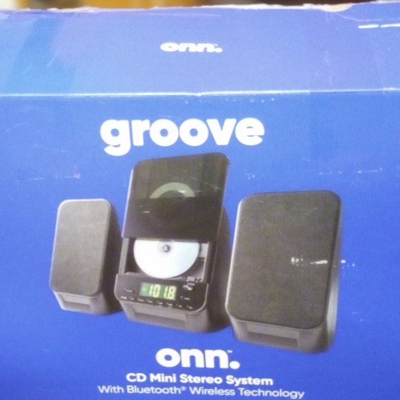 ONN Groove CD Mini Stereo System with Bluetooth Wireless Technology 100008722 - Picture 4 of 5